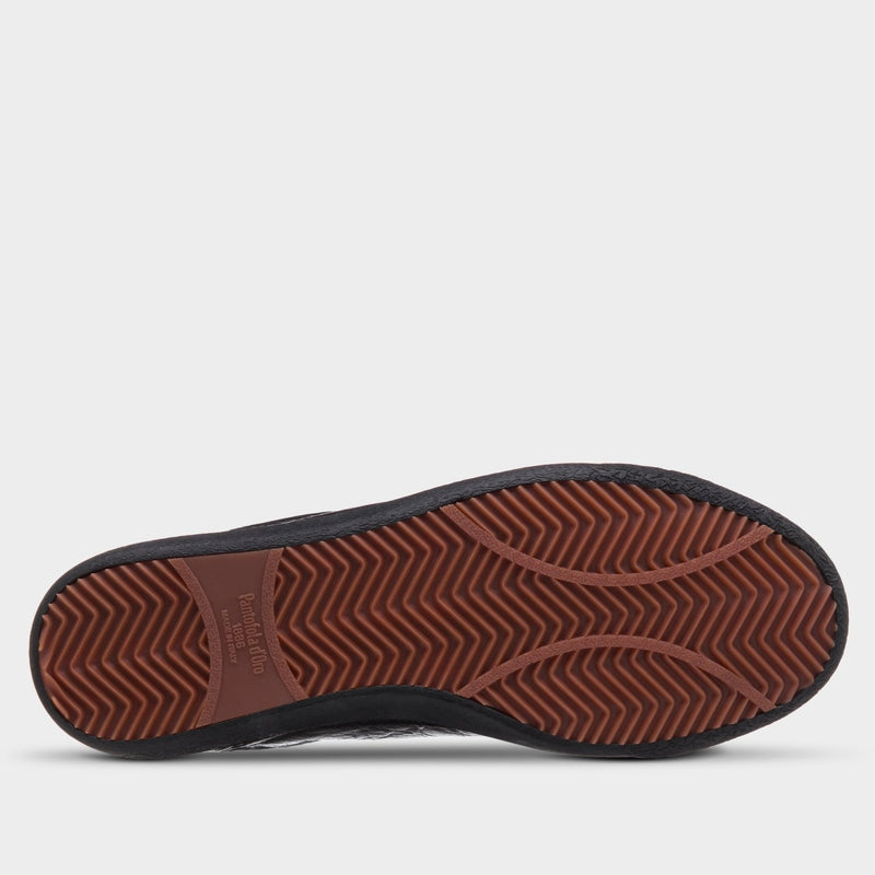 Legend Low leather sneakers
